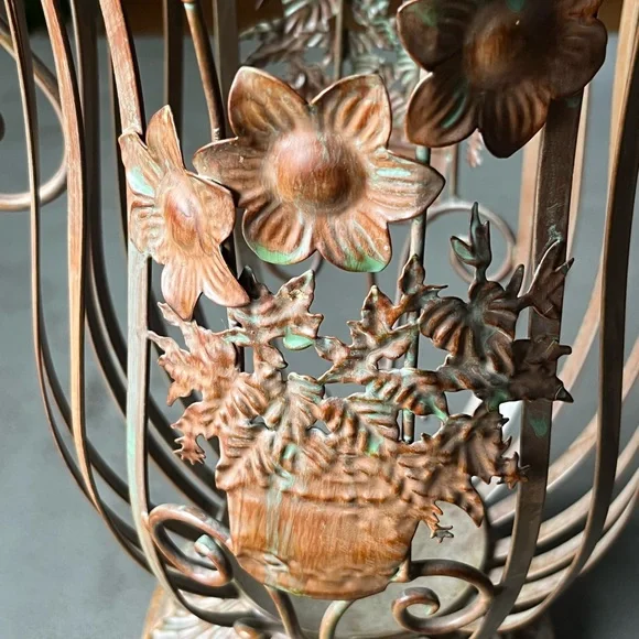 Hollywood Regency Art Deco 1930s 1940s rare urn vase garden decor